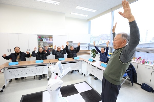 로봇선생님 실벗 모습. (사진=구로구)