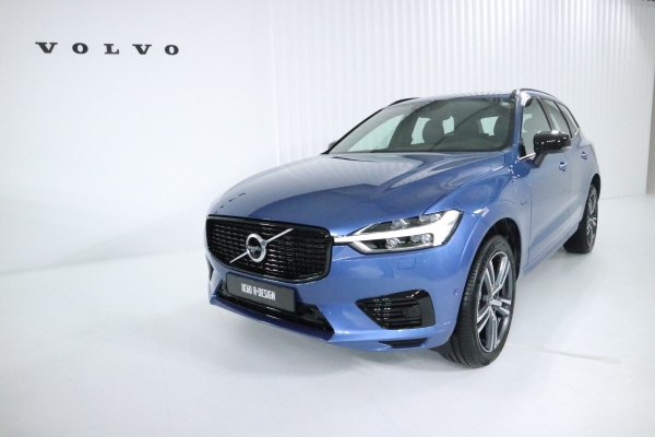 볼보자동차 ‘XC60 T8 R-Design 한정판 에디션’. (사진=이성은 기자)