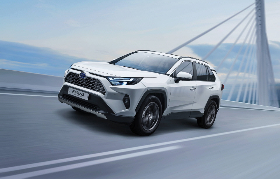 토요타 2022년형 ‘라브4(RAV4) 하이브리드’. [사진=토요타코리아]