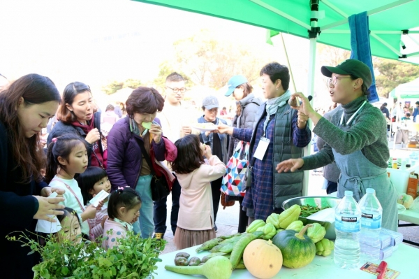 서울 노원구가 마을과 생태, 주민들의 이야기가 있는 ‘마을에서 만나는 나들이 장터, 마들장’을 개최한다. (사진=노원구)