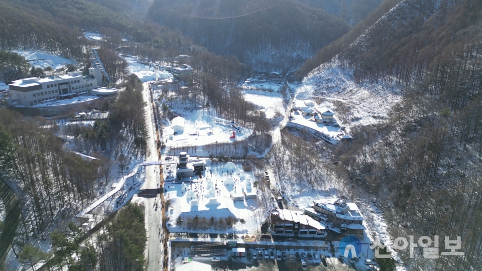 하늘에서 본 제31회 태백산 눈축제장 전경 (사진=신아일보 백남철 기자)