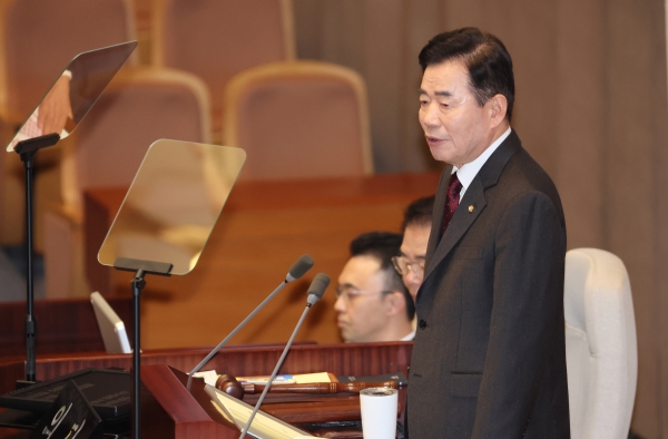 19일 국회 본회의장에서 열린 임시국회 개회식에서 김진표 국회의장이 개회사를 하고 있다. (사진=연합뉴스)