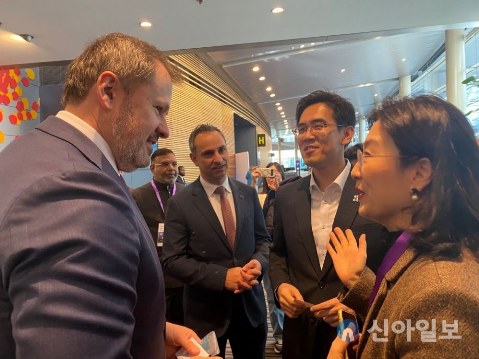 장호종 경제과학부시장, 17차 호주 우주포럼 참석(호주 산자부 장관)