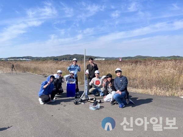 “로켓 제작에서 발사까지, 6명의 고3 학생이 이룬 값진 성공