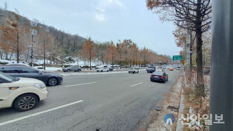 '아크로 리츠카운티' 인근 남부순환로. (사진=남정호 기자)