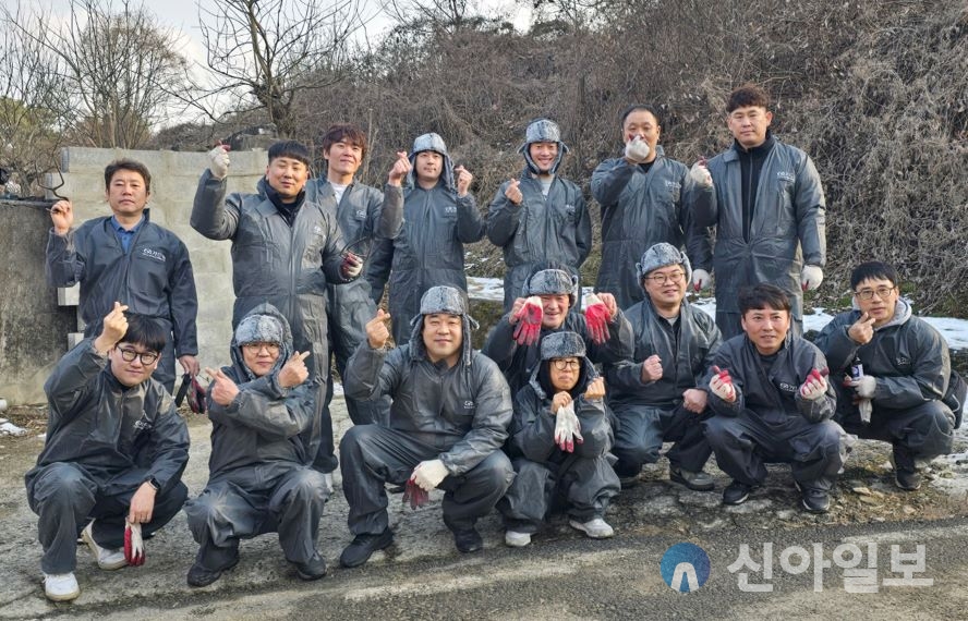 한국타이어, 따뜻한 겨울나기 연탄 나눔 진행. 금산공장. 사진=한국타이어